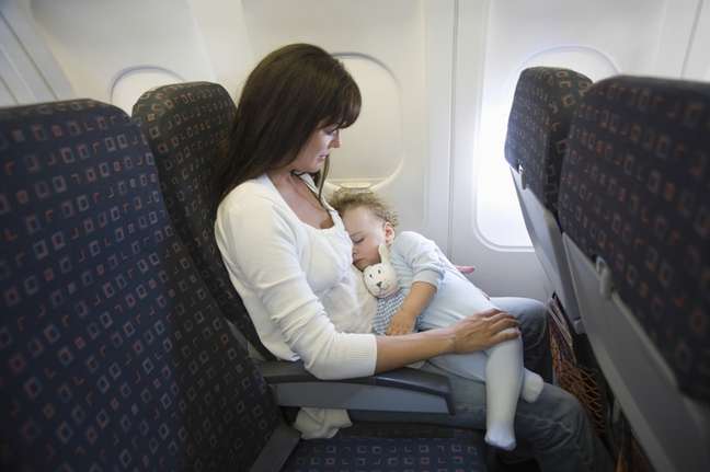 Viajar de avião com o bebê
