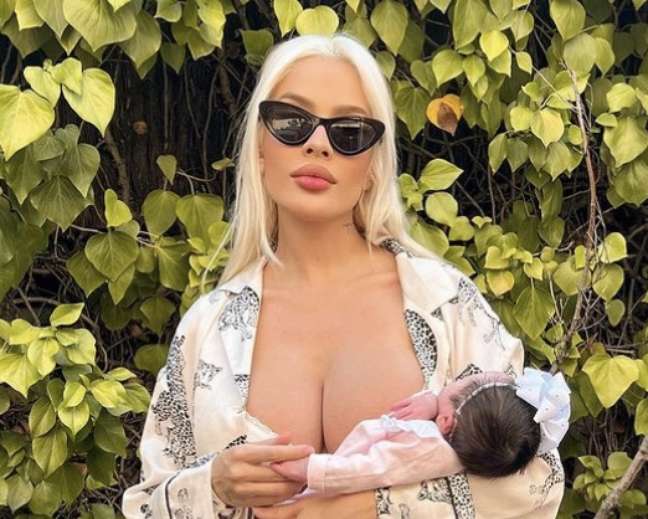Karoline Lima reveals that she cannot return to Brazil with her daughter Karoline Lima reveals that she cannot return to Brazil with her daughter