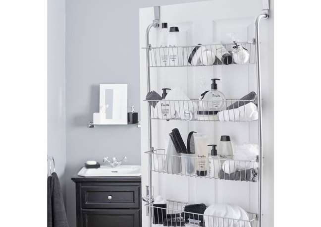 Save space with a bottle holder. Save space with a bottle holder.