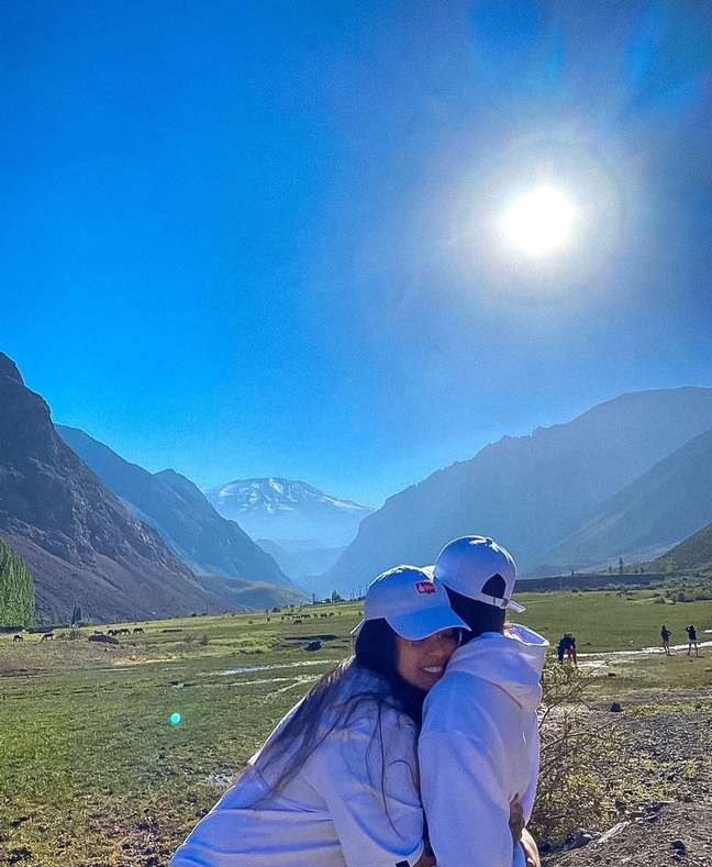Hagda KHagda Kerolayne and her girlfriend Amandaerolayne