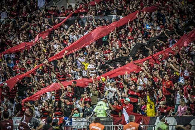NAÇÃO PRESENTE! Flamengo atinge sua maior renda do ano em partida contra o Corinthians