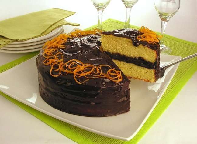 Bolo de laranja e ganache | Foto: Guia da Cozinha