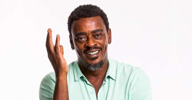 Seu Jorge closes a contract with Paramount +