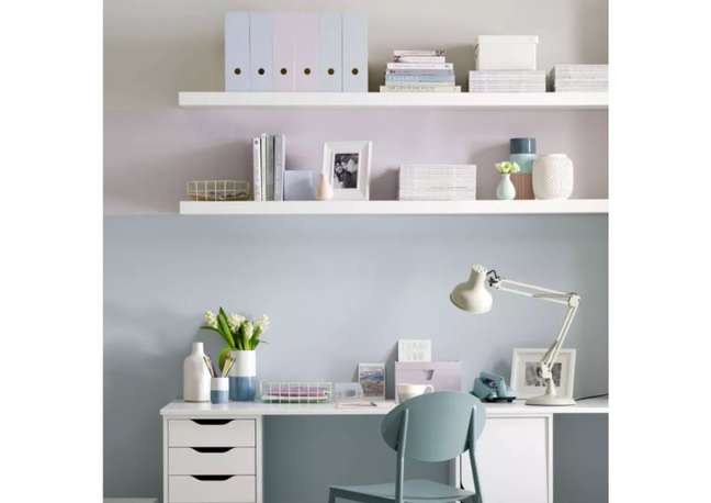 Beautifully decorate open shelves. Beautifully decorate open shelves.