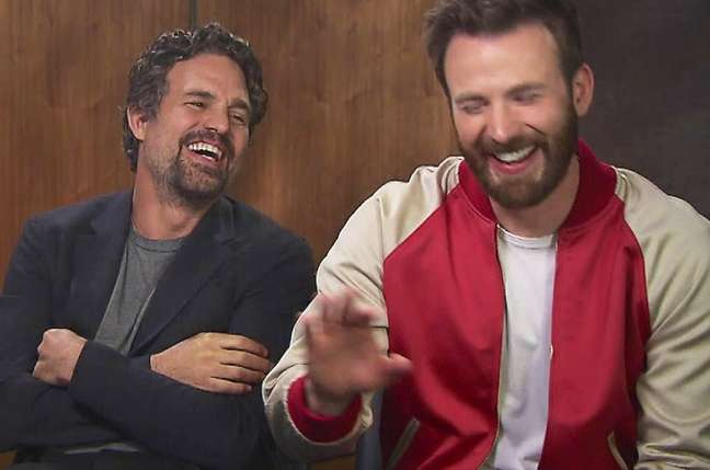 “She-Hulk” makes Chris Evans laugh with Captain America’s virginity