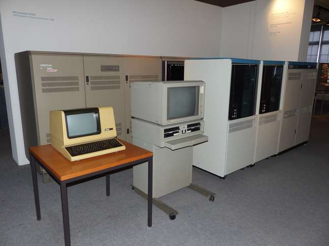 VAX-11/780 VAX-11/780
