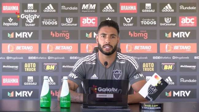 Zagueiro concedeu entrevista coletiva nesta quinta-feira - Reprodução/GaloTV Zagueiro concedeu entrevista coletiva nesta quinta-feira - Reprodução/GaloTV