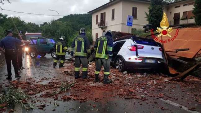 Danos provocados por chuvas na província de Lucca, na Toscana Danos provocados por chuvas na província de Lucca, na Toscana