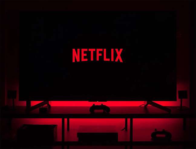 Streaming audiences on TVs outnumber pay channels in the United States