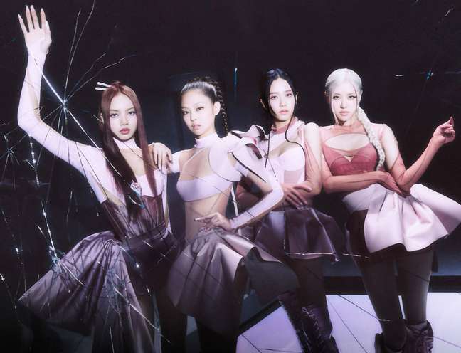 BLACKPINK breaks records with the new captivating K-Pop music video BLACKPINK breaks records with the new captivating K-Pop music video