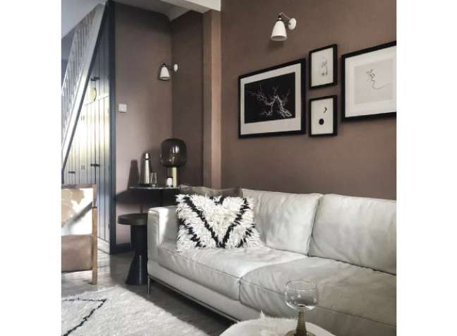 Use dramatic colors like chocolate brown Use dramatic colors like chocolate brown