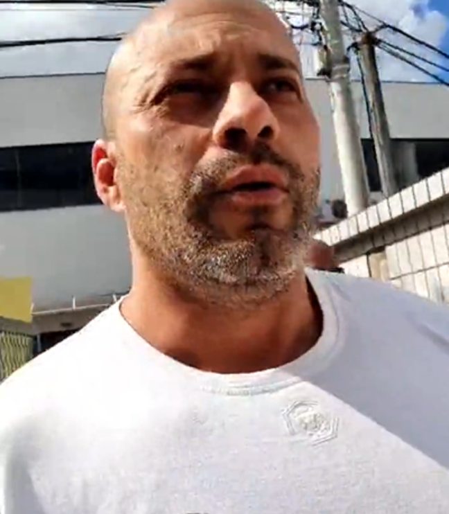 Vetado nas redes, Daniel Silveira usa perfil da esposa para atacar Alexandre de Moraes