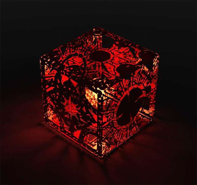 Teaser announces the release date for rebooting “Hellraiser”. Teaser announces the release date for rebooting “Hellraiser”.