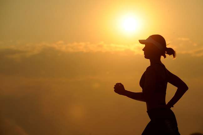 Working out during the week or just on Saturdays brings the same benefits Working out during the week or just on Saturdays brings the same benefits