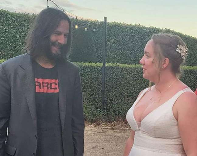 Keanu Reeves attends the wedding of strangers in England