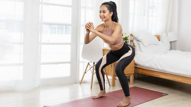 Squats for beginners: how to do the exercise correctly Squats for beginners: how to do the exercise correctly