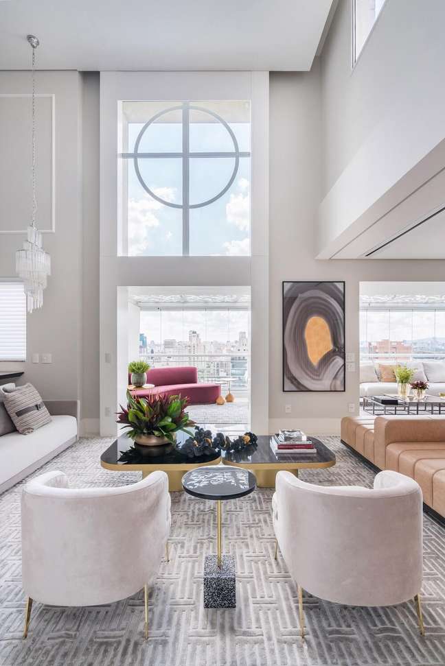 Classic and Contemporary Style Transform Duplex Apartment into Refuge Classic and Contemporary Style Transform Duplex Apartment into Refuge