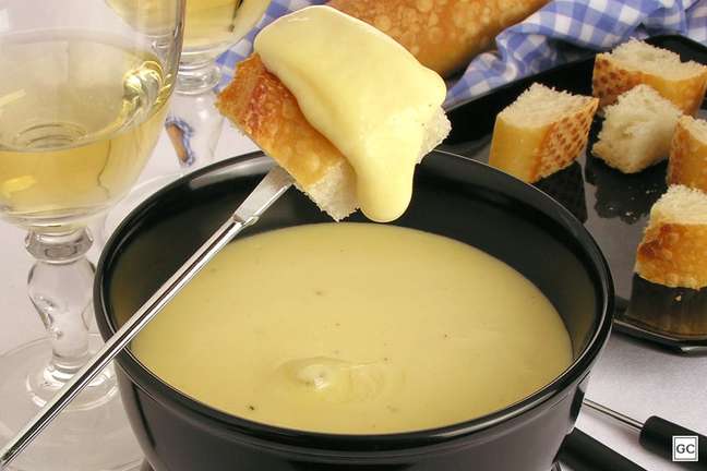 Cheese fondue - Photo: Guia da Cozinha Cheese fondue - Photo: Guia da Cozinha