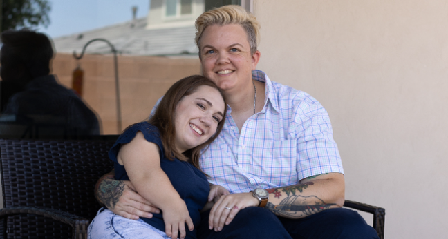 The female couple beat the Guinness record for size difference;  Appearance