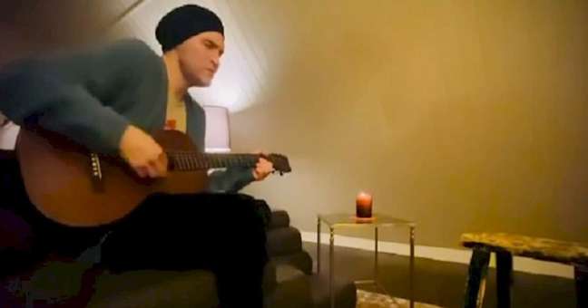 Former Red Hot Chili Peppers guitarist blows up the producer Former Red Hot Chili Peppers guitarist blows up the producer