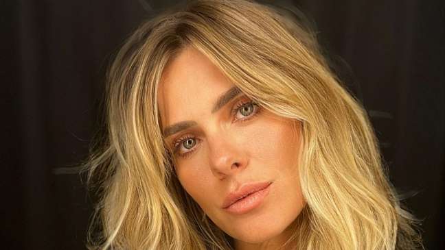 Carolina dieckmann falando sobre posar nua