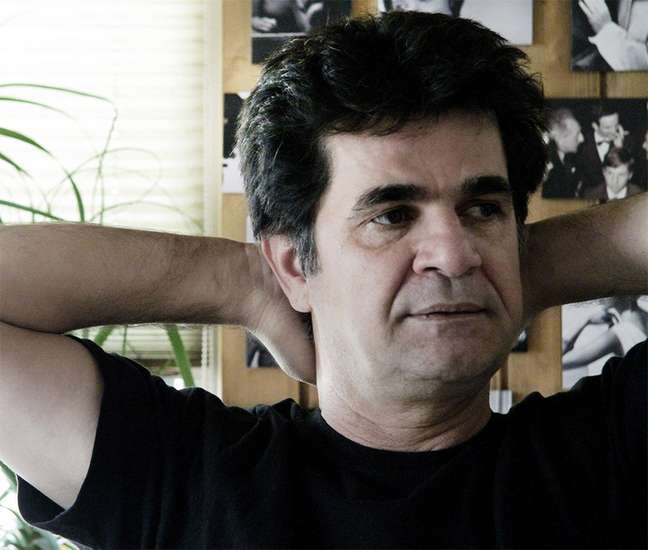 Jafar Panahi sends a letter from prison to the Venice Film Festival Jafar Panahi sends a letter from prison to the Venice Film Festival