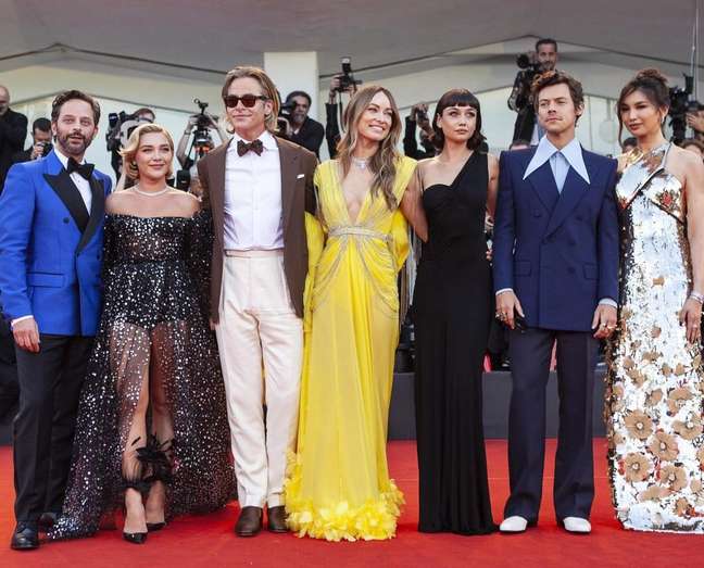 Olivia Wilde runs into the “Don’t Worry Darling” controversy at the Venice Film Festival Olivia Wilde runs into the “Don’t Worry Darling” controversy at the Venice Film Festival