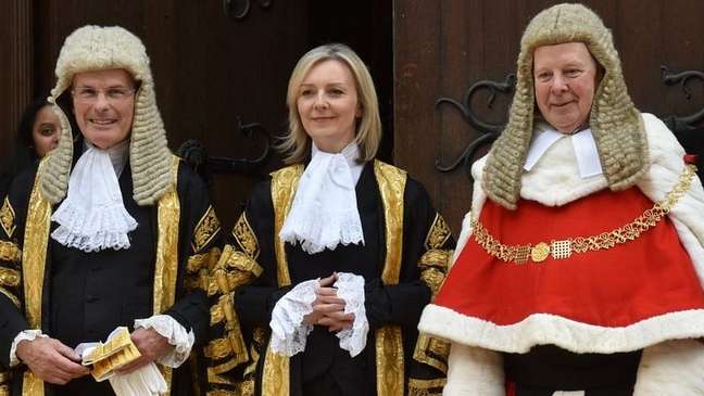 Liz Truss e tornou secret&aacute;ria de Justi&ccedil;a em 2016