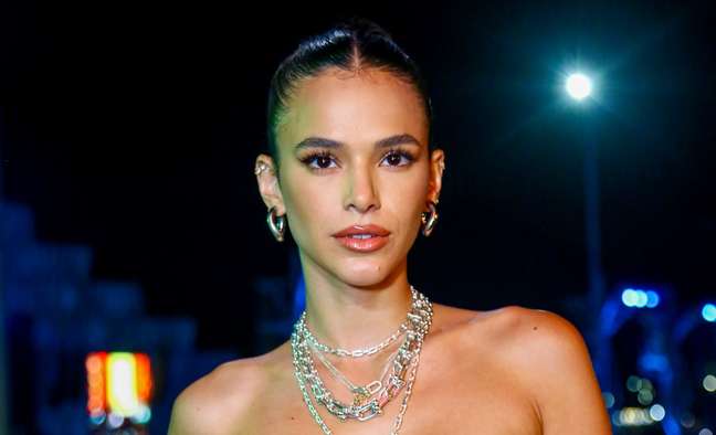 Bruna Marquezine arranges the move to New York