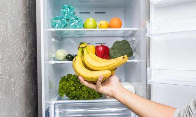 In or out of the fridge? How to properly store food In or out of the fridge? How to properly store food