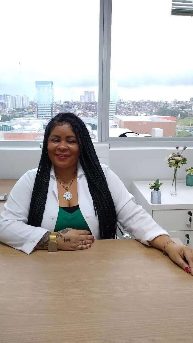 Dona da clinica Ilza Nunes Est&eacute;tica & Sa&uacute;de, Ilza Rejane Nunes Santos.
