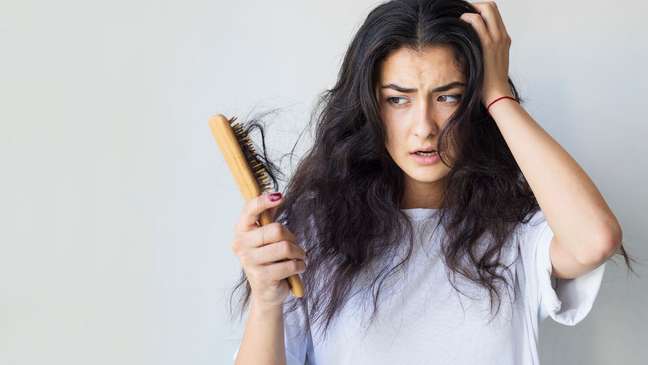 Hair loss: improper cleaning can worsen the condition; comprehend Hair loss: improper cleaning can worsen the condition; comprehend