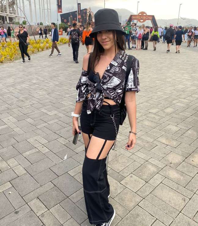 Cutouts are a very present trend at the festival - @gi_capelli Cutouts are a very present trend at the festival - @gi_capelli