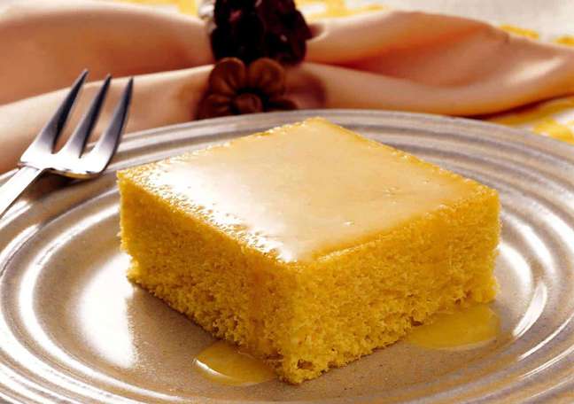Passion fruit sponge cake | Photo: Kitchen Guide