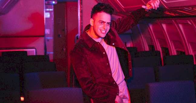 In a new phase of his musical career, Jon Vlogs releases “Blaze” In a new phase of his musical career, Jon Vlogs releases “Blaze”