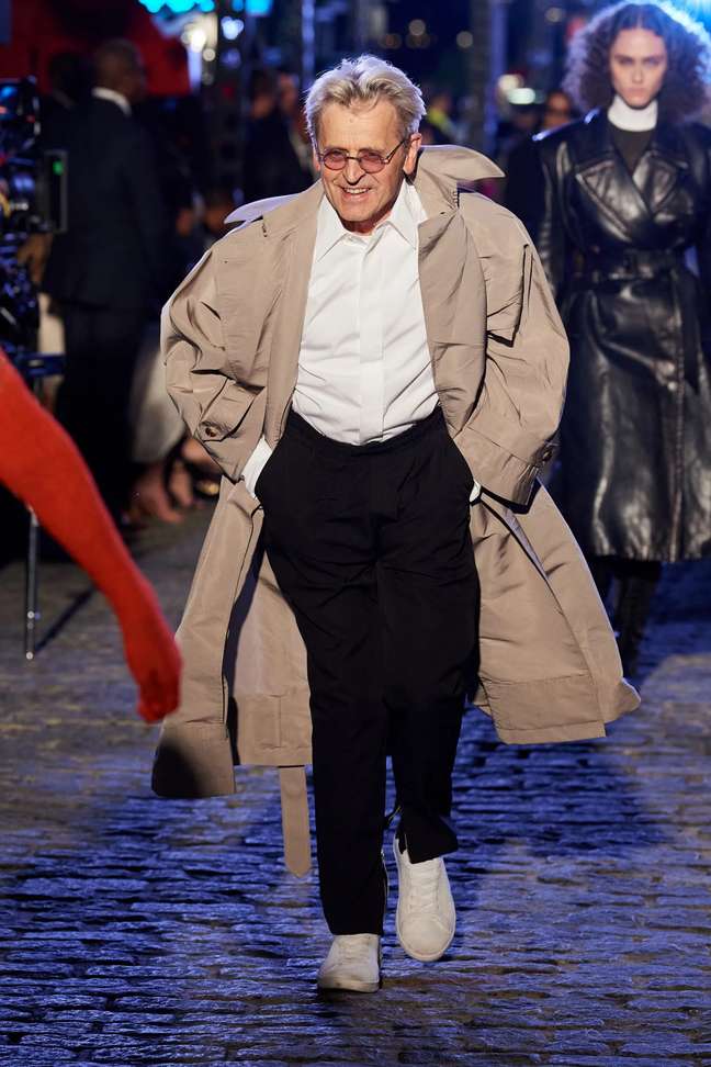 Mikhail Baryshnikov Mikhail Baryshnikov