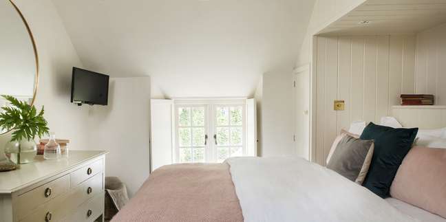 11 ideas for having a mirror in the bedroom 11 ideas for having a mirror in the bedroom