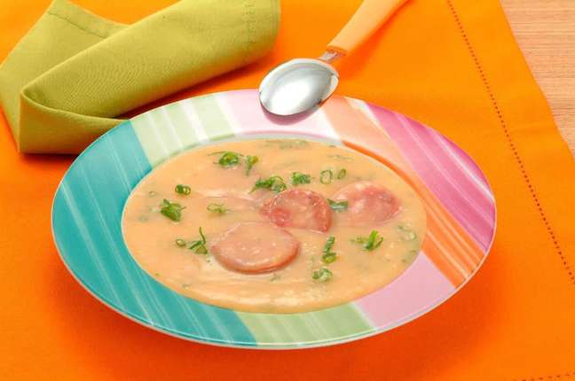 Cassava soup with peppers - Photo: Reproduction Cassava soup with peppers - Photo: Reproduction