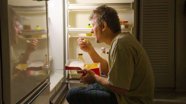 Nutritionist Reveals 7 Foods That Help You Sleep Better Nutritionist Reveals 7 Foods That Help You Sleep Better