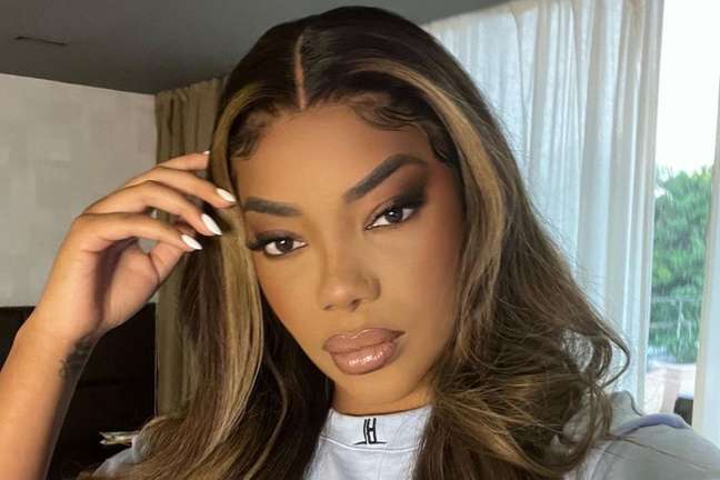 Ludmilla celebrates the achievements of the academy Ludmilla celebrates the achievements of the academy