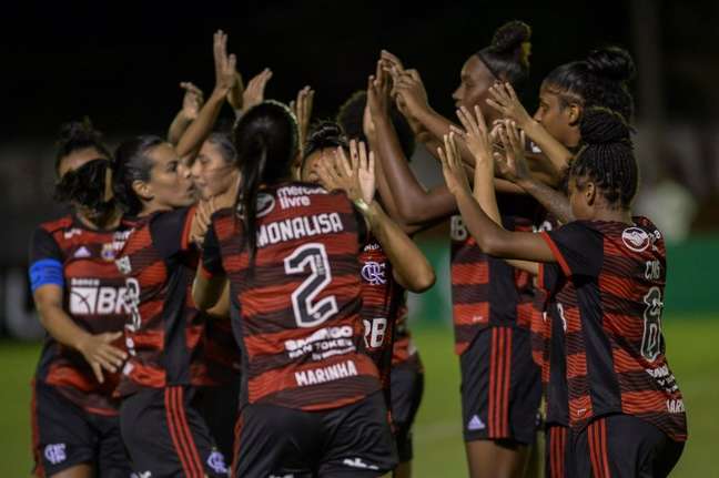Flamengo aplica goleada de 34 a 0 no Campeonato Carioca feminino