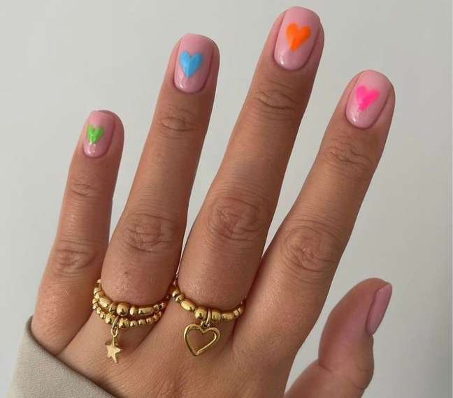 Hearts are super cute too! (Playback / Instagram @beautyspace_charlotte) Hearts are super cute too! (Playback / Instagram @beautyspace_charlotte)