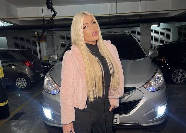 Former BBB Jaquelline Grohaslki appears bruised and screaming in video;  The advisor reveals aggression during the fight