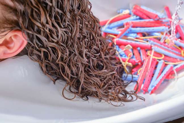 The finish helps keep curls longer The finish helps keep curls longer