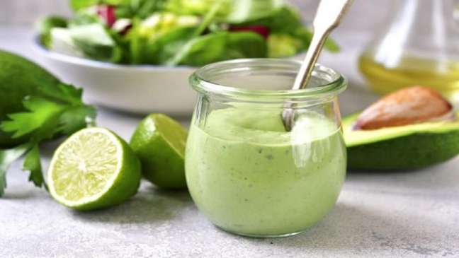 Salad dressings: ideas and recipes to spice up