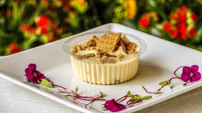 The waffle and biscuit-based desserts are the most traditional of the party. The waffle and biscuit-based desserts are the most traditional of the party.