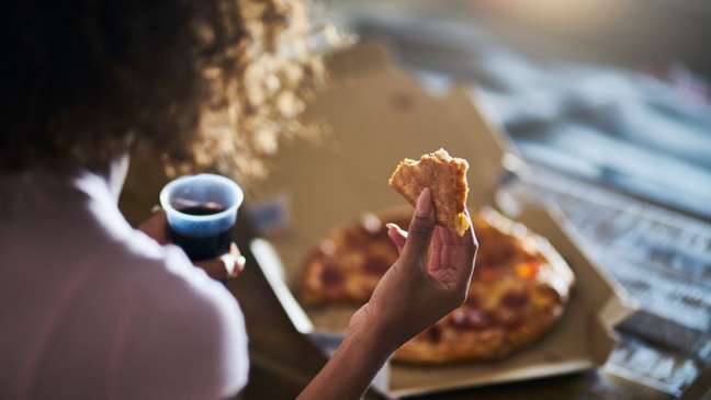 Binge eating can arise as a response to stress 