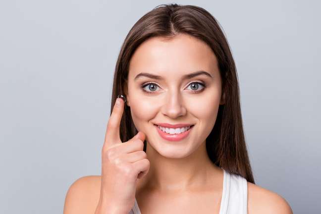 7 common mistakes of contact lens wearers 7 common mistakes of contact lens wearers