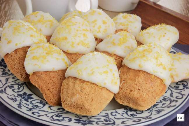 Bet on Madeleine de orange as one of the sweet French dishes to wow - Photo: Guia da Cozinha Bet on Madeleine de orange as one of the sweet French dishes to wow - Photo: Guia da Cozinha