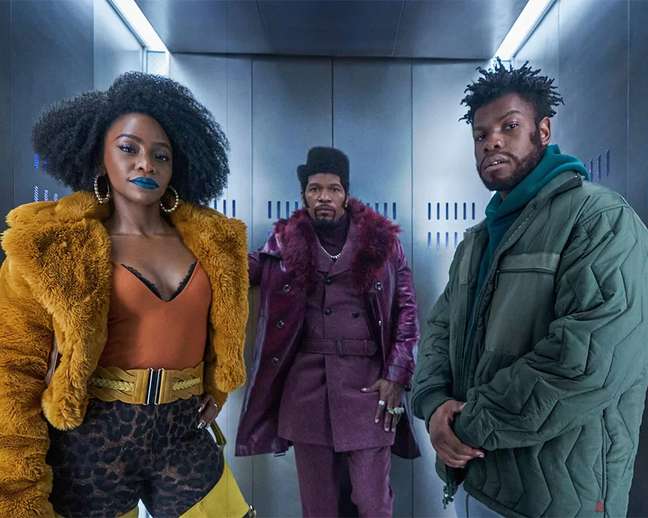 John Boyega and Jamie Foxx discover the clones in the Netflix comedy trailer